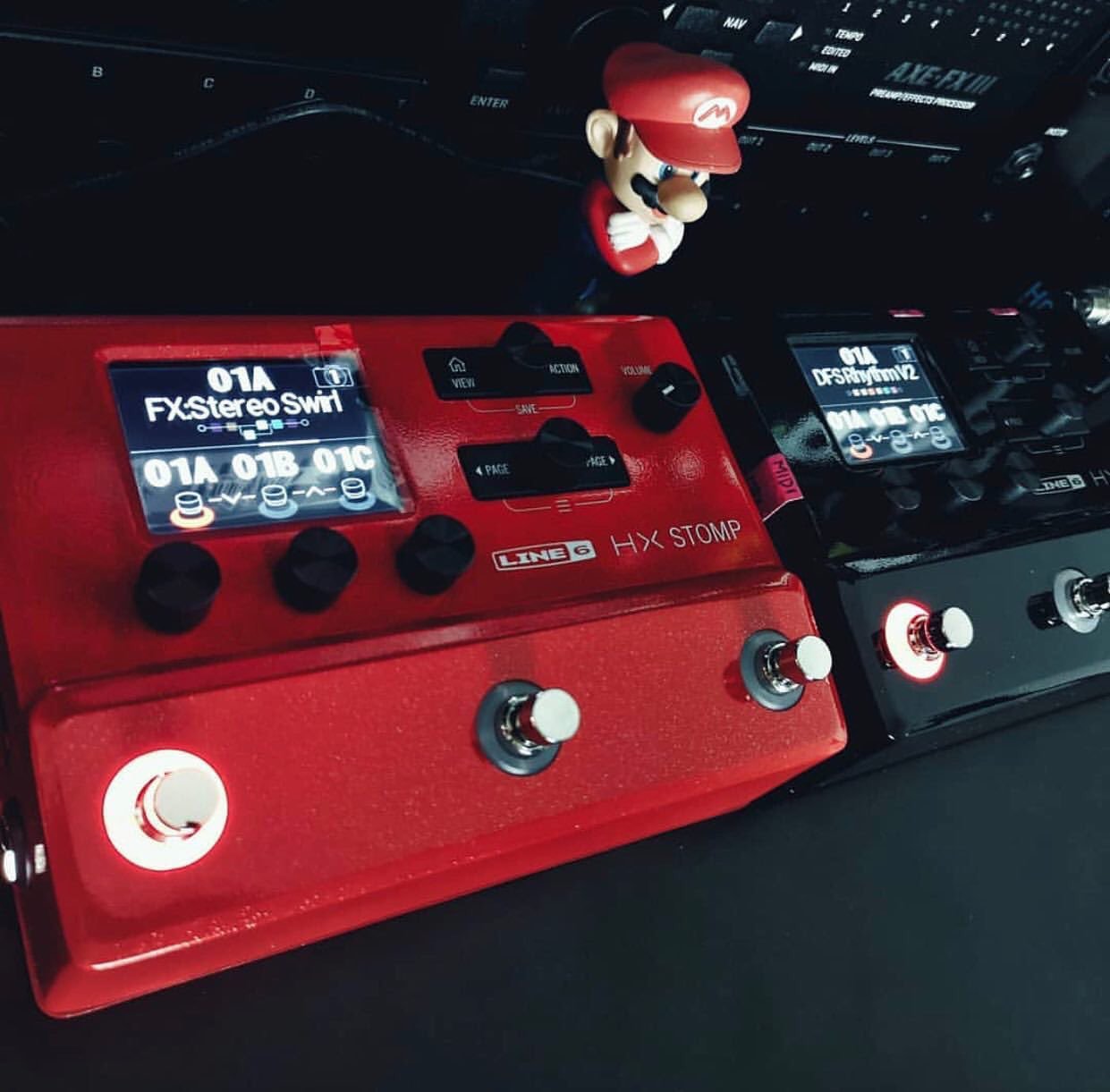 機材】限定カラー！「LINE6 HX Stomp Red」「LINE6 Helix SpaceGray 